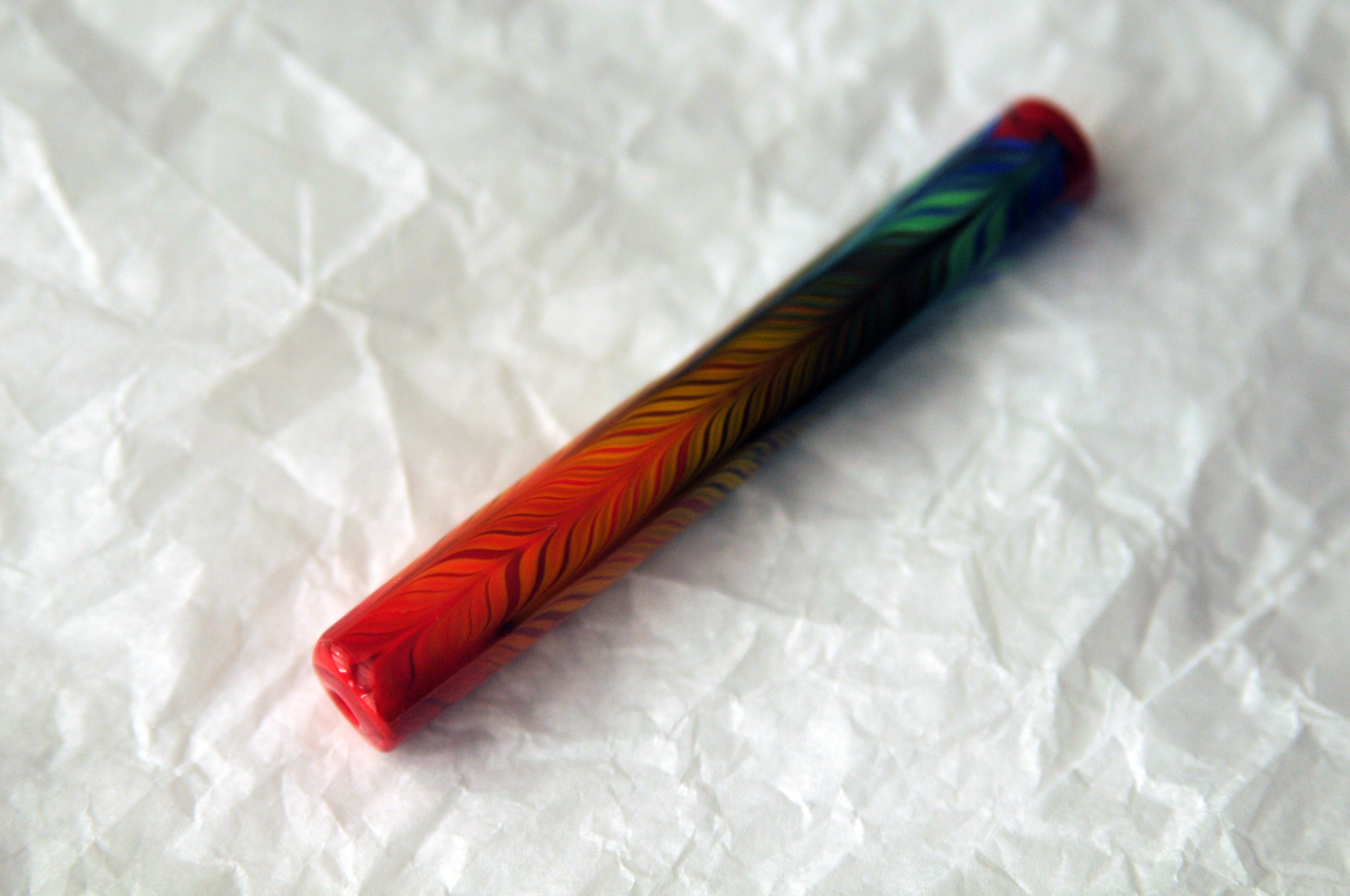 Perle de verre au chalumeau longue perle tube perroquet amazonie la vie dans les airs dégradé stringer control