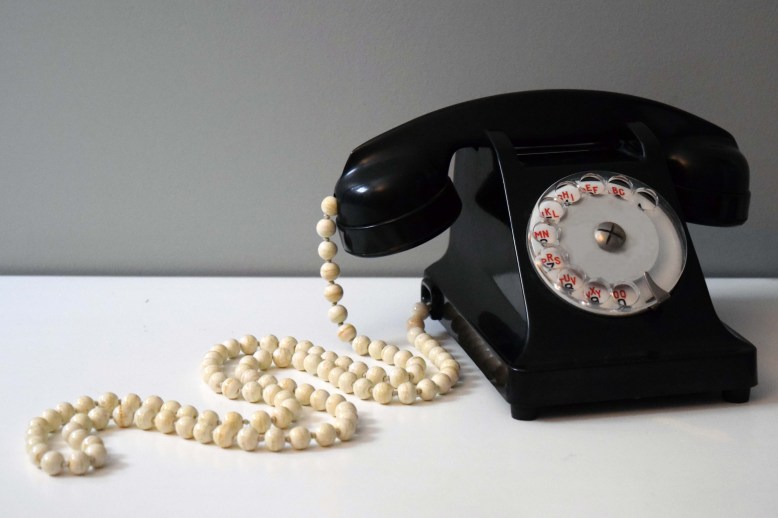 telephone-nathalie-crottaz-artiste-verrier-detournements-dobjets